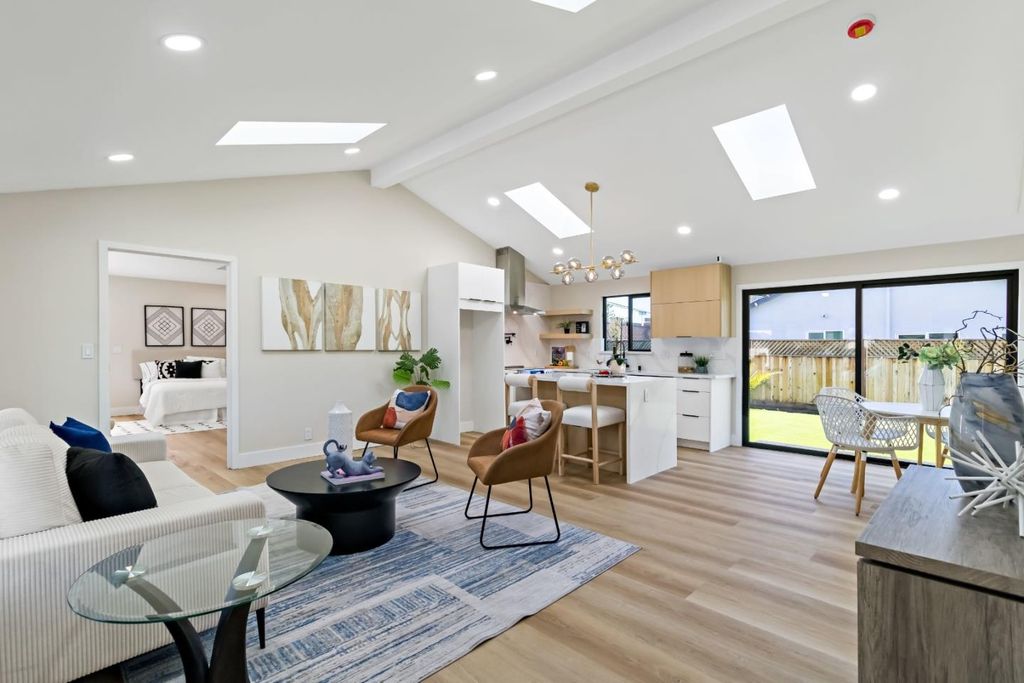 1707 Fruitdale Avenue, San Jose, CA 95128