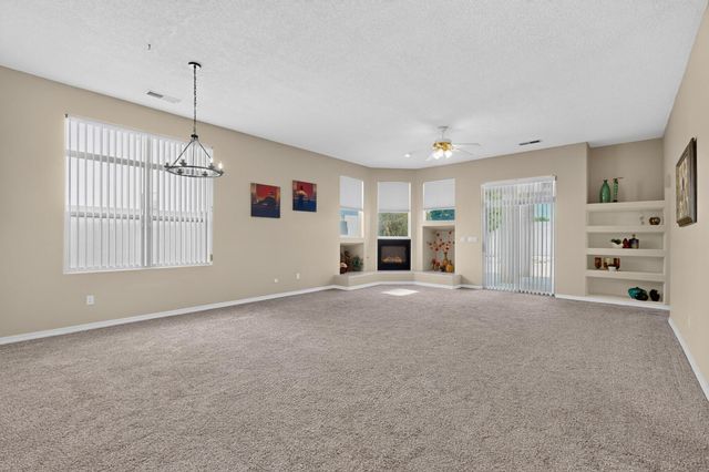 8008 Oso Rico Road NE, Albuquerque, NM 87122