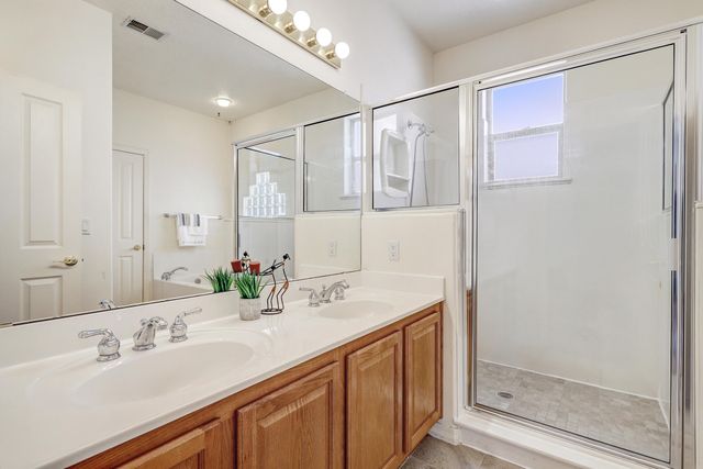 8008 Oso Rico Road NE, Albuquerque, NM 87122
