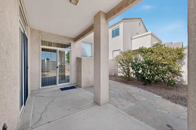 8008 Oso Rico Road NE, Albuquerque, NM 87122