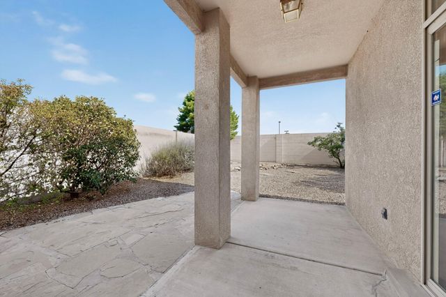 8008 Oso Rico Road NE, Albuquerque, NM 87122