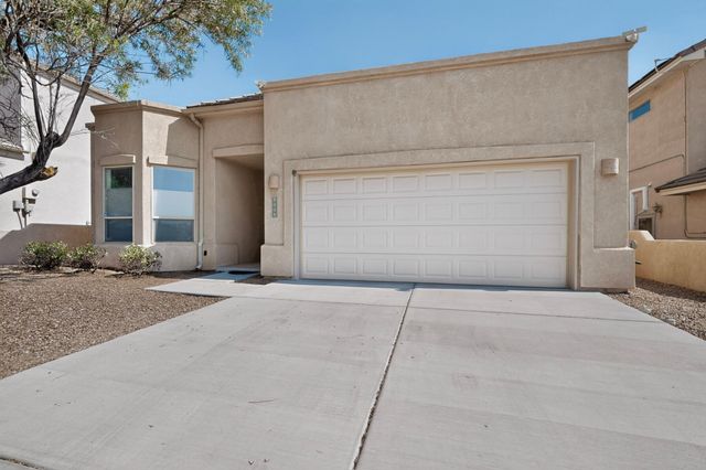 8008 Oso Rico Road NE, Albuquerque, NM 87122