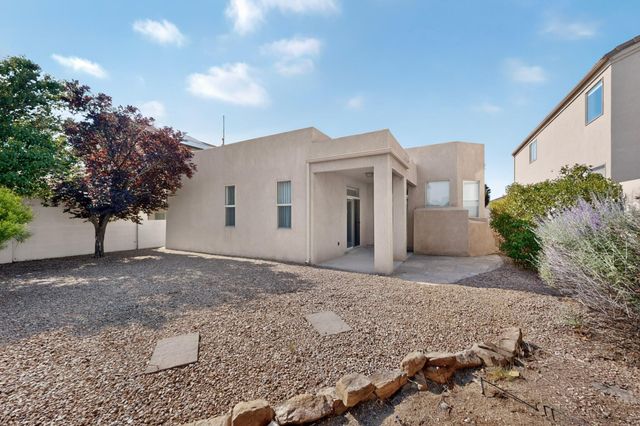 8008 Oso Rico Road NE, Albuquerque, NM 87122