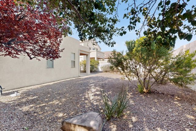 8008 Oso Rico Road NE, Albuquerque, NM 87122