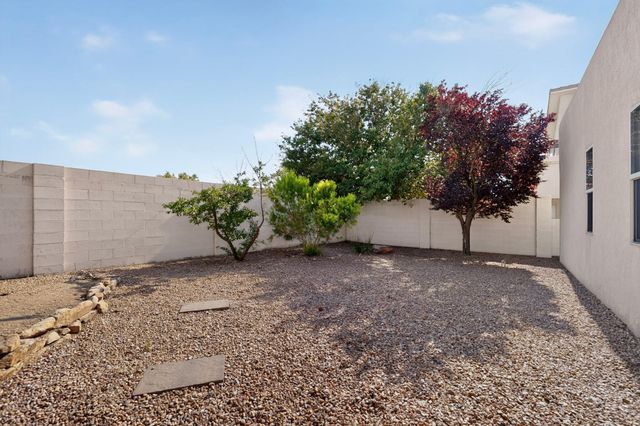8008 Oso Rico Road NE, Albuquerque, NM 87122