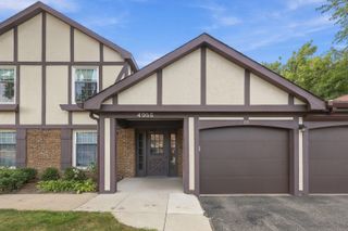 4955 Kimball Hill Drive C2, Rolling Meadows, IL 60008