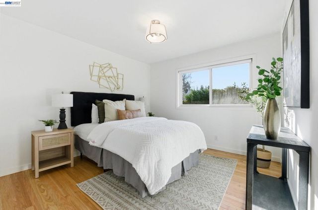 38157 Parkmont Dr, Fremont, CA 94536