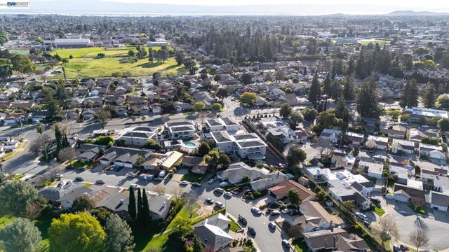 38157 Parkmont Dr, Fremont, CA 94536