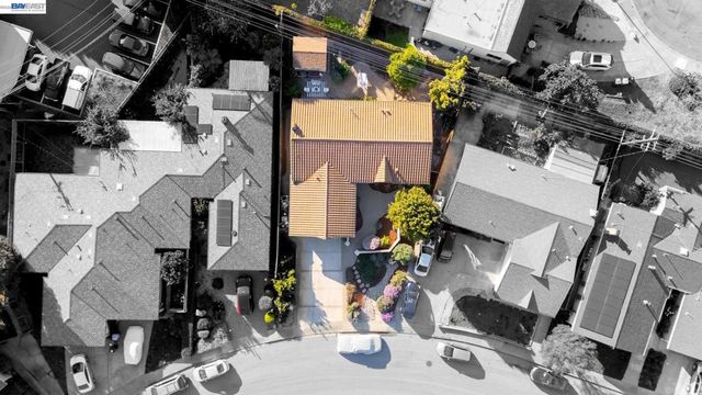 38157 Parkmont Dr, Fremont, CA 94536