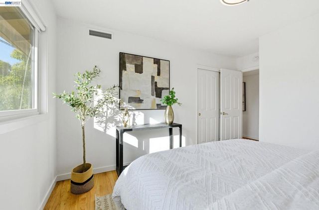 38157 Parkmont Dr, Fremont, CA 94536