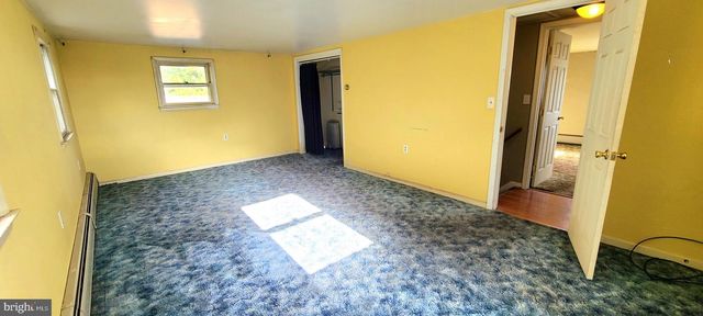 5790 MOUNTAIN RD, Dover, PA 17315