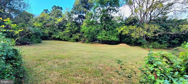 5790 MOUNTAIN RD, Dover, PA 17315