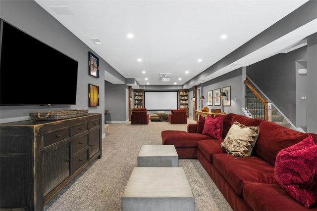 300 McCutcheon Court, Pine Twp, PA 15044