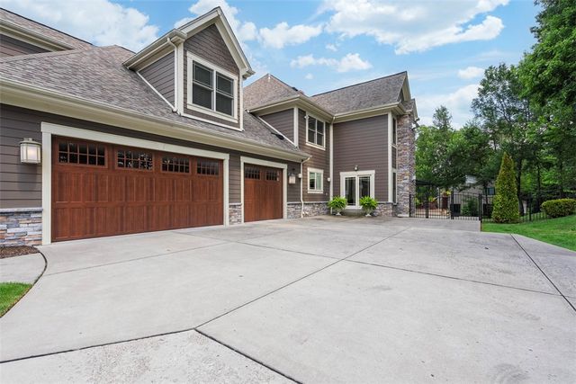 300 McCutcheon Court, Pine Twp, PA 15044