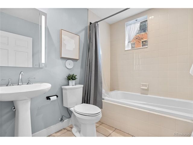 1630 N Clarkson St 110, Denver, CO 80218