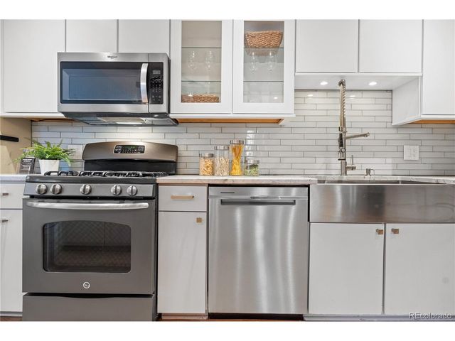 1630 N Clarkson St 110, Denver, CO 80218