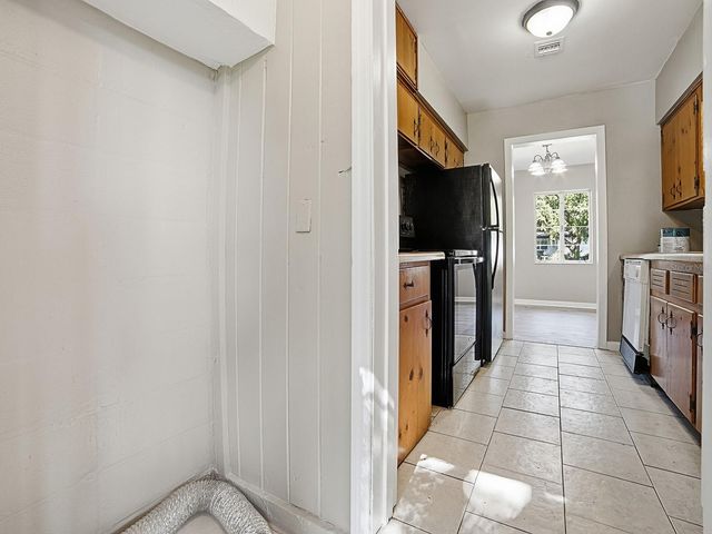 404 LOUIS STREET, Leesburg, FL 34748