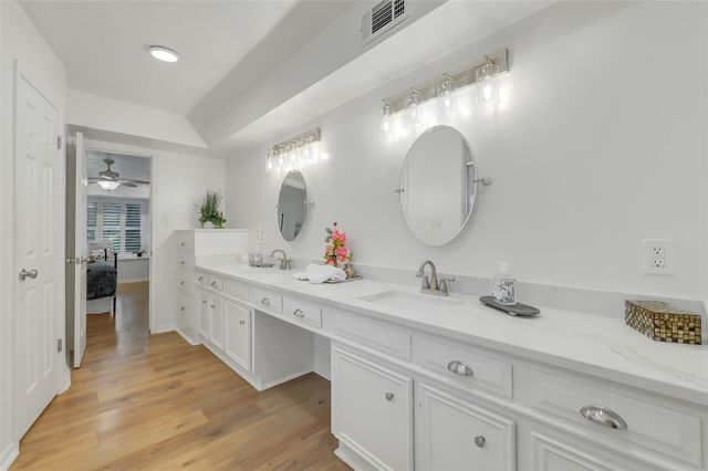 2219 Laurel Hill Drive, Houston, TX 77339