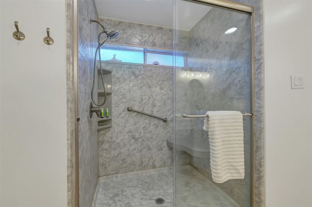 2219 Laurel Hill Drive, Houston, TX 77339