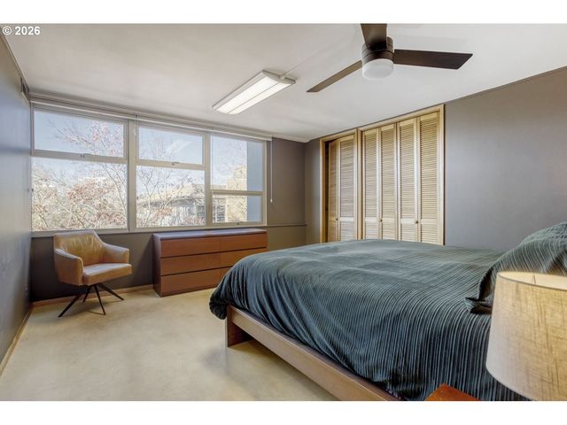 1220 Ne 17TH Ave 5F, Portland, OR 97232