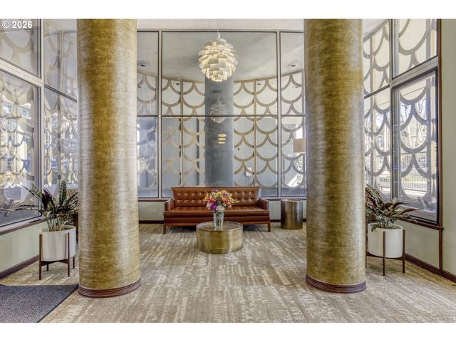 1220 Ne 17TH Ave 5F, Portland, OR 97232