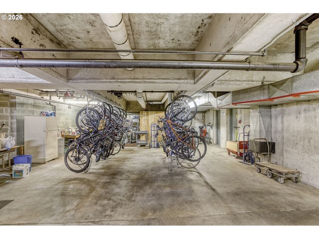 1220 Ne 17TH Ave 5F, Portland, OR 97232