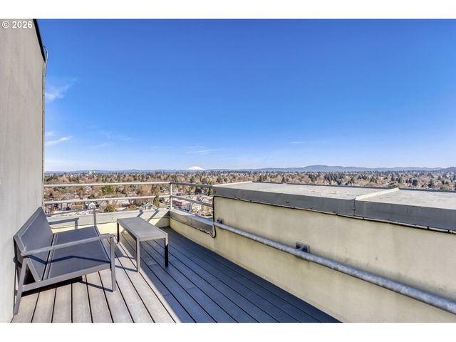 1220 Ne 17TH Ave 5F, Portland, OR 97232