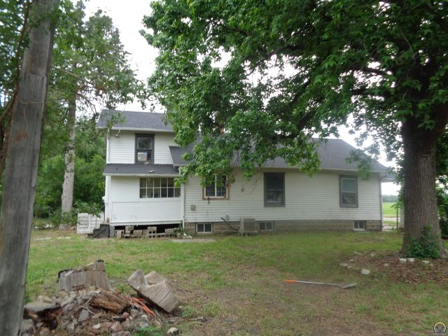 1347 NE Winfield AVE, Topeka, KS 66616