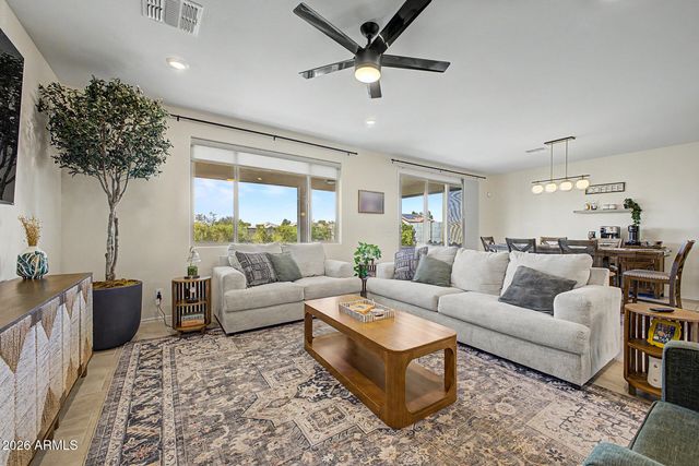 2540 W GRENADINE Road, Phoenix, AZ 85041