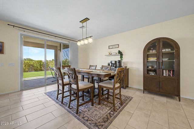 2540 W GRENADINE Road, Phoenix, AZ 85041