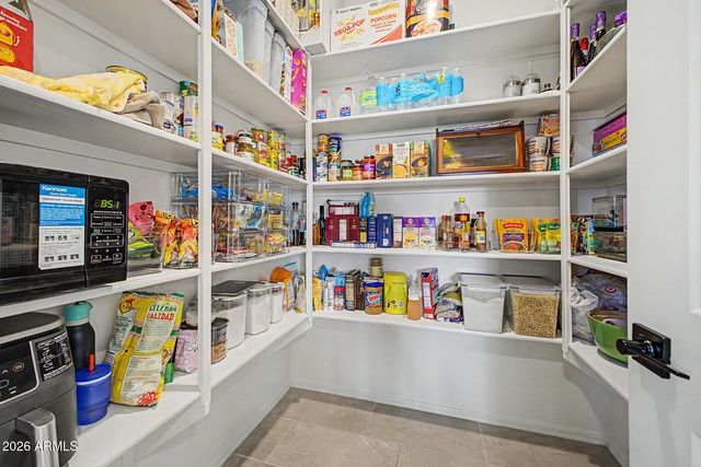 2540 W GRENADINE Road, Phoenix, AZ 85041