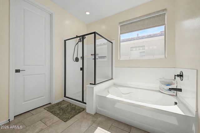 2540 W GRENADINE Road, Phoenix, AZ 85041
