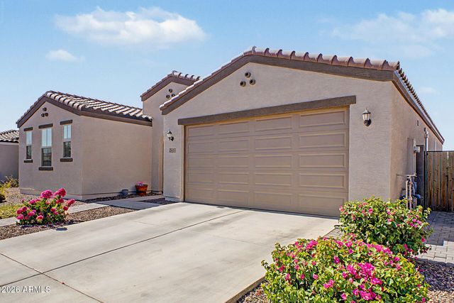 2540 W GRENADINE Road, Phoenix, AZ 85041