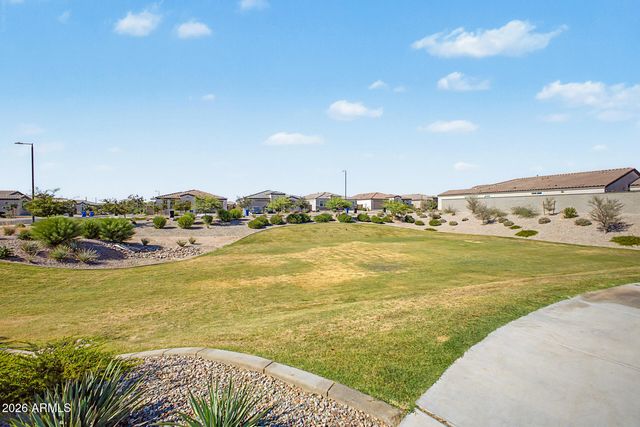 2540 W GRENADINE Road, Phoenix, AZ 85041