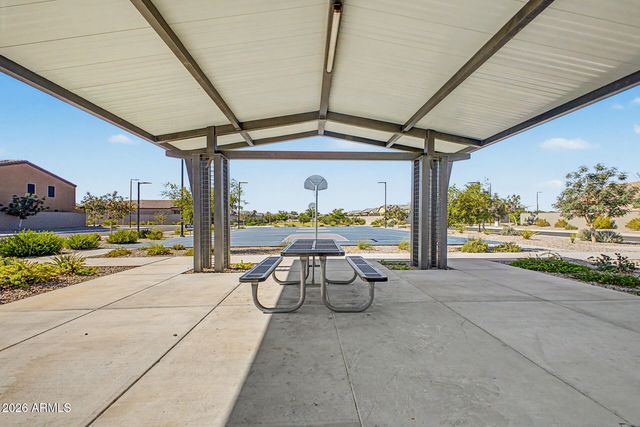 2540 W GRENADINE Road, Phoenix, AZ 85041