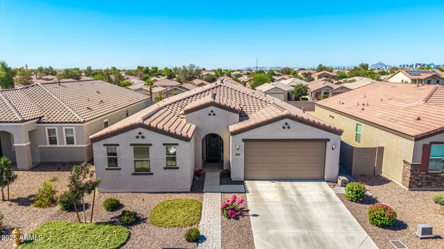 2540 W GRENADINE Road, Phoenix, AZ 85041