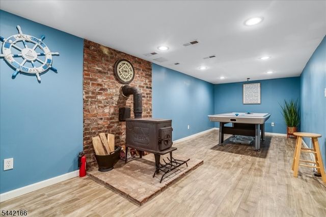 166 Glenside Trl, Byram Twp., NJ 07871