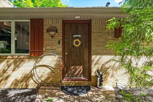 166 Glenside Trl, Byram Twp., NJ 07871