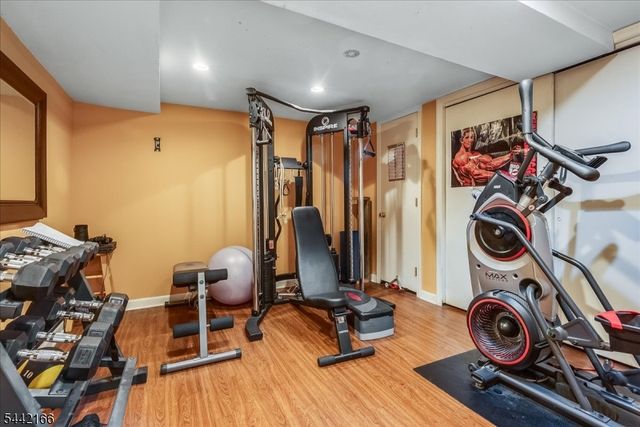 166 Glenside Trl, Byram Twp., NJ 07871
