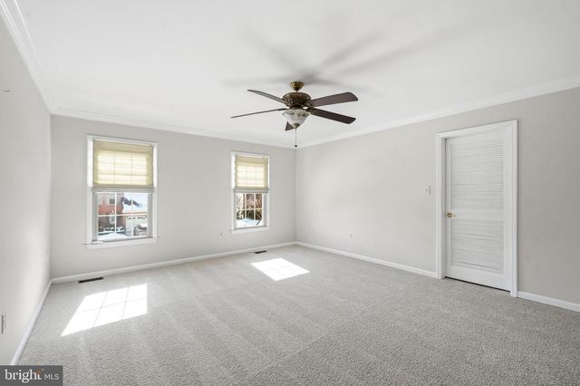 6 ABINGTON RD, Mount Laurel, NJ 08054