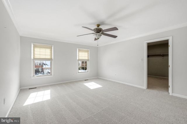 6 ABINGTON RD, Mount Laurel, NJ 08054