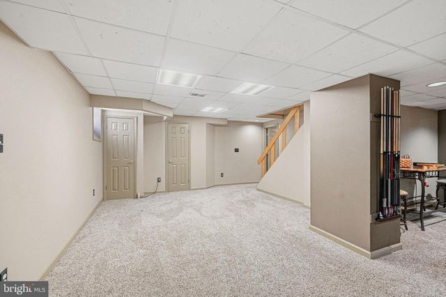 6 ABINGTON RD, Mount Laurel, NJ 08054