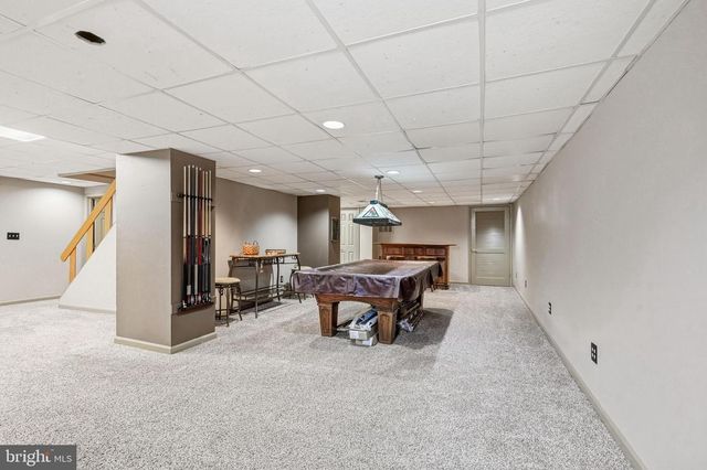 6 ABINGTON RD, Mount Laurel, NJ 08054