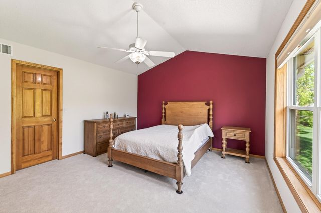 3771 Mount Vernon Lane, Woodbury, MN 55129