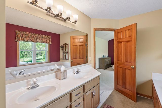 3771 Mount Vernon Lane, Woodbury, MN 55129