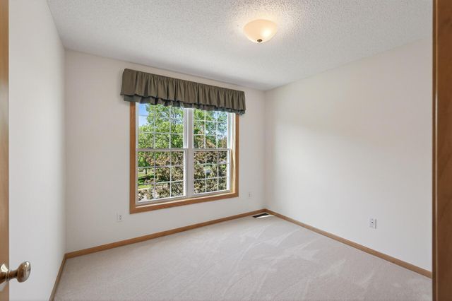 3771 Mount Vernon Lane, Woodbury, MN 55129