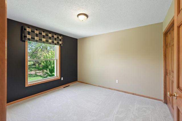 3771 Mount Vernon Lane, Woodbury, MN 55129