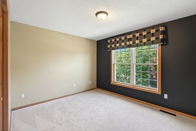 3771 Mount Vernon Lane, Woodbury, MN 55129