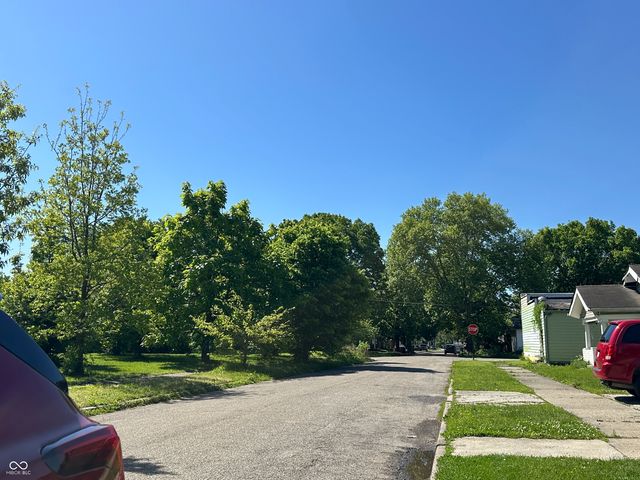 1118 N Traub Avenue, Indianapolis, IN 46222