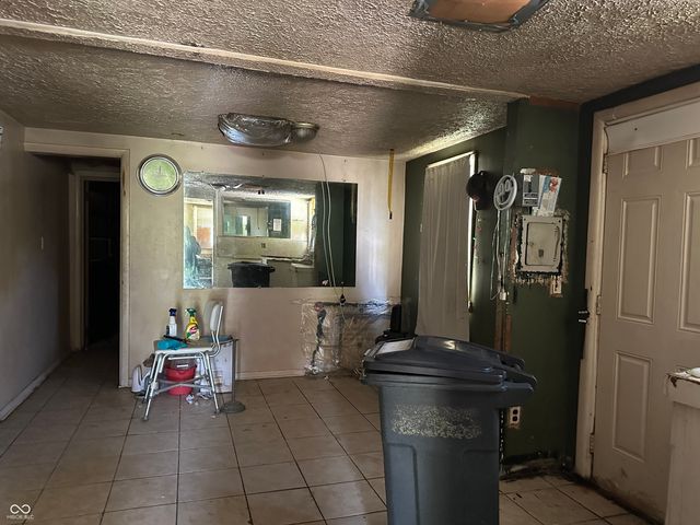 1118 N Traub Avenue, Indianapolis, IN 46222